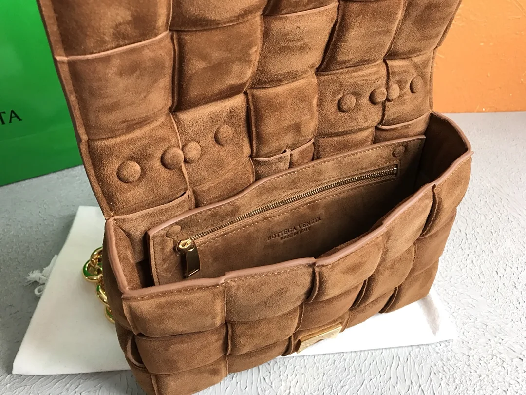 Alternative view of Bottega Veneta Chain Cassette Acorn