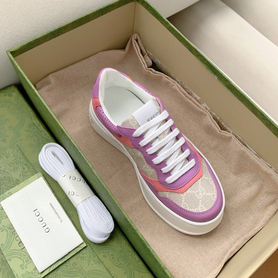 Gucci Women’s GG Sneaker Pink And Purple Supreme - Image 4