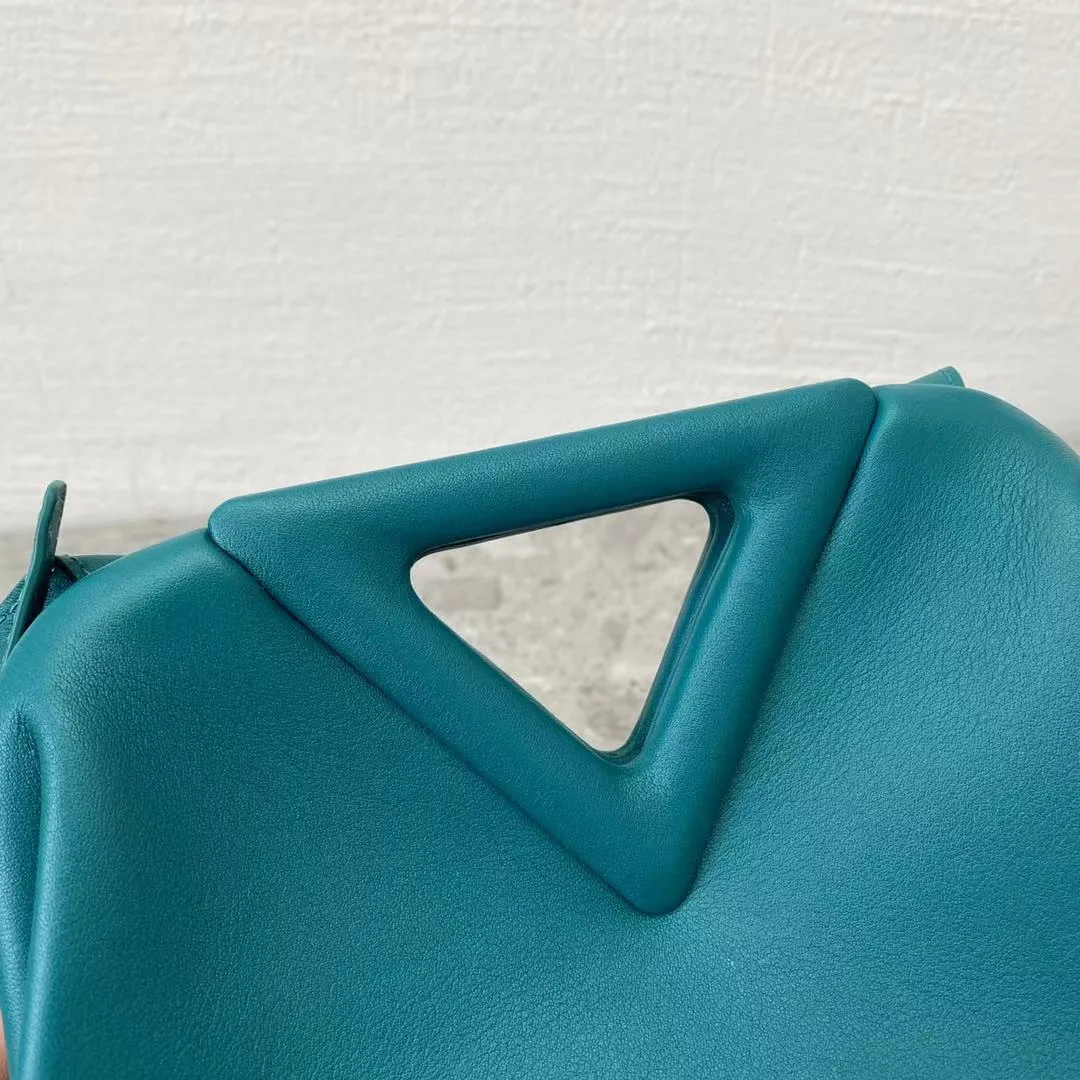 Bottega Veneta Point Blue - Image 3