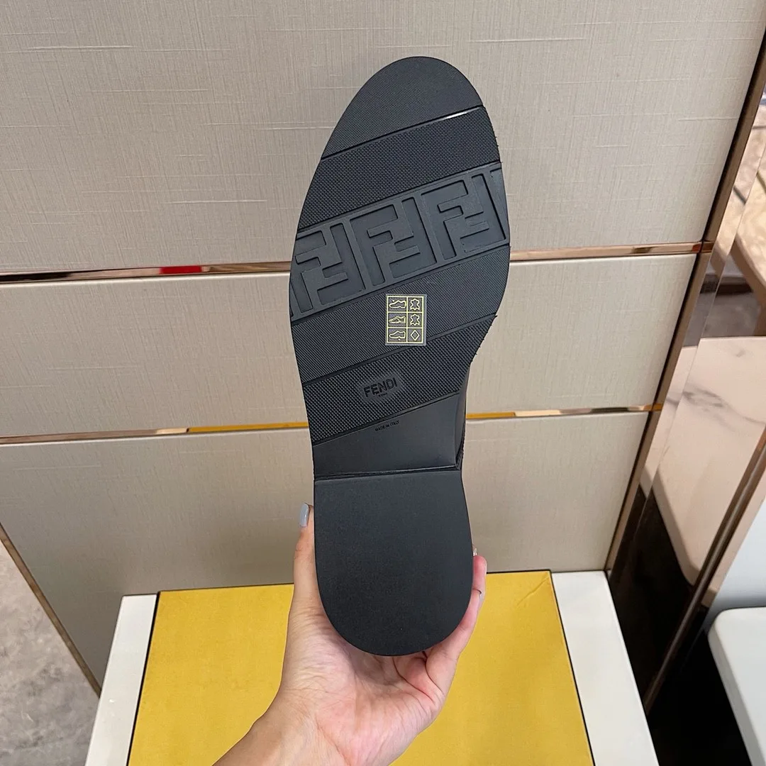 Fendi Force Matte Black Shoes - Image 5