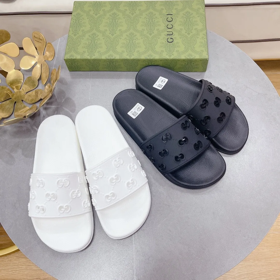 Alternative view of Gucci Women’s Rubber GG Slide Sandals White