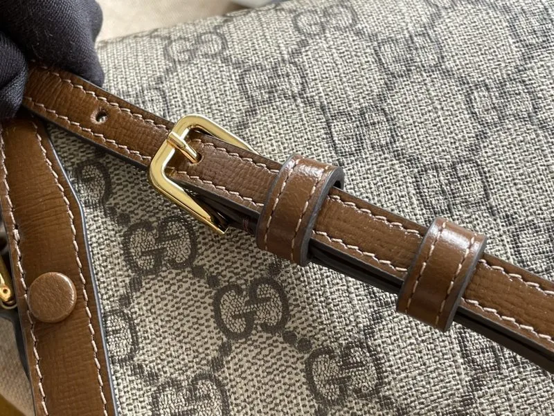 Gucci Childrens Horsebit 1955 Mini Bag / Beige Gold Hardware - Image 7
