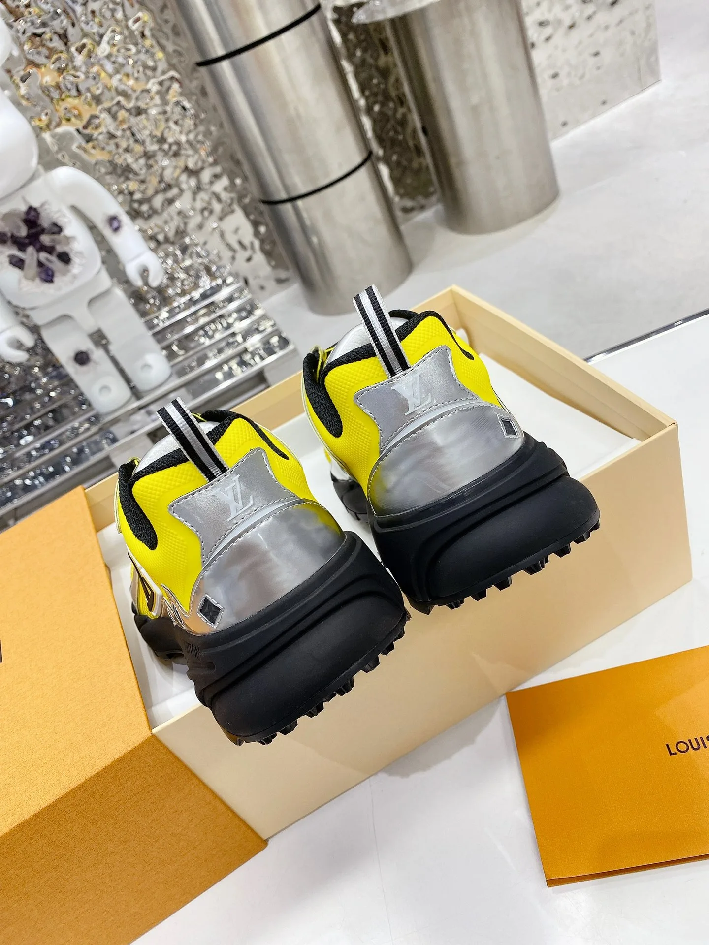 Louis Vuitton Men’s LV Runner Tatic Sneaker Yellow - Image 6