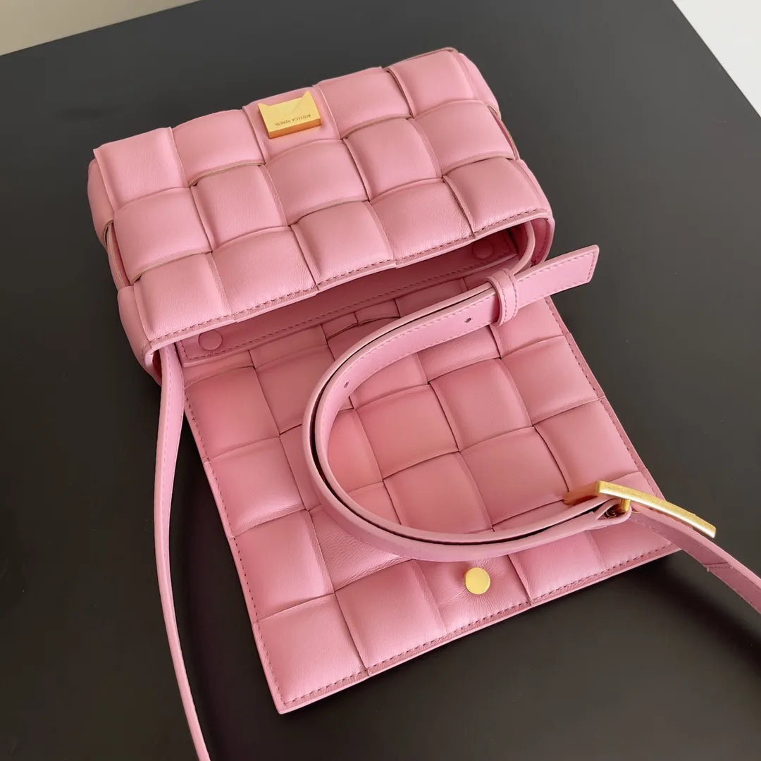 Bottega Veneta Small Padded Cassette Pink - Image 3