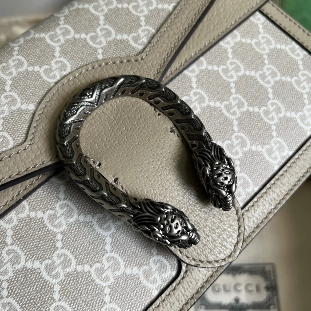Gucci Dionysus Small Shoulder Bag / Beige/ White GG Supreme Canvas Palladium Hardware - Image 11