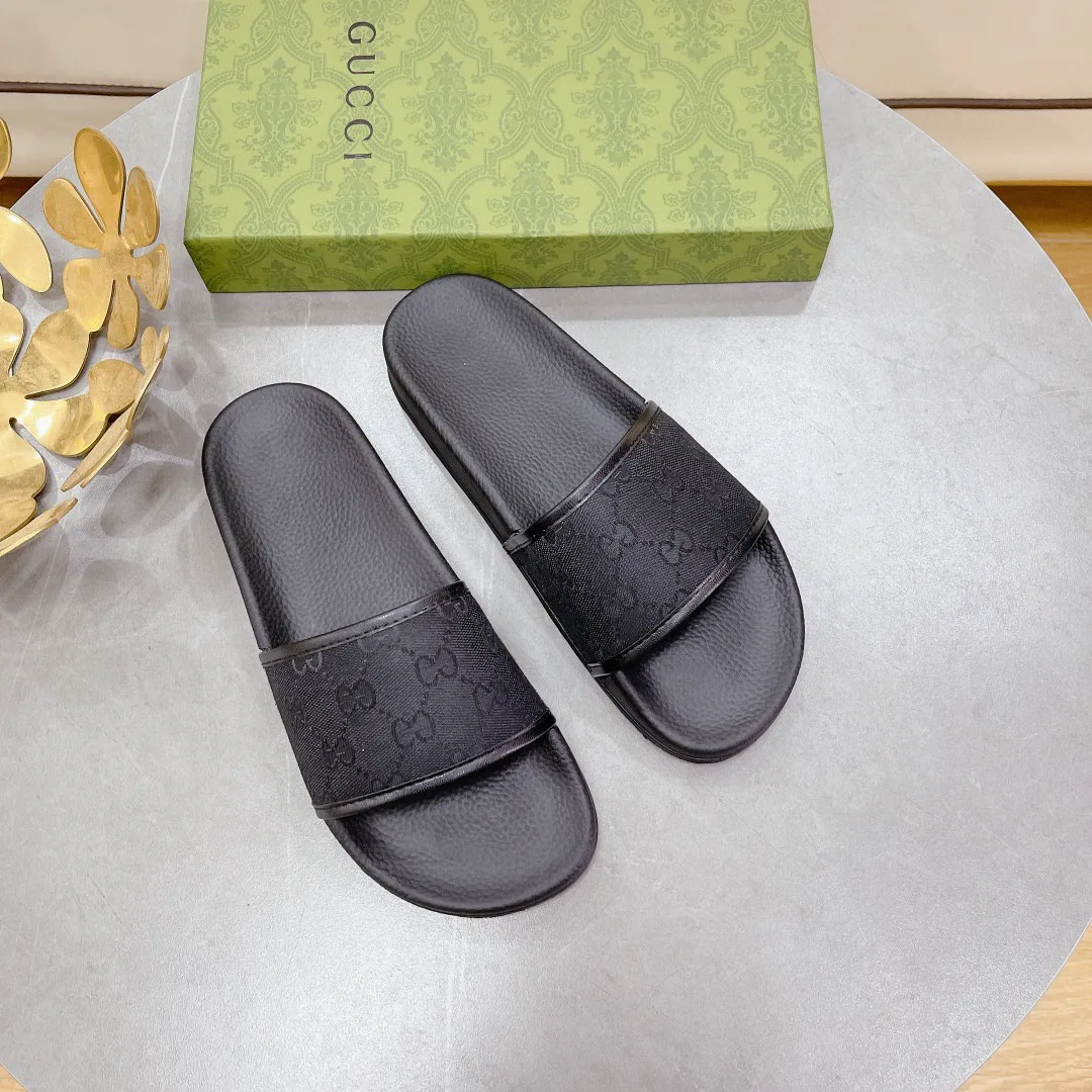 Gucci Women’s GG