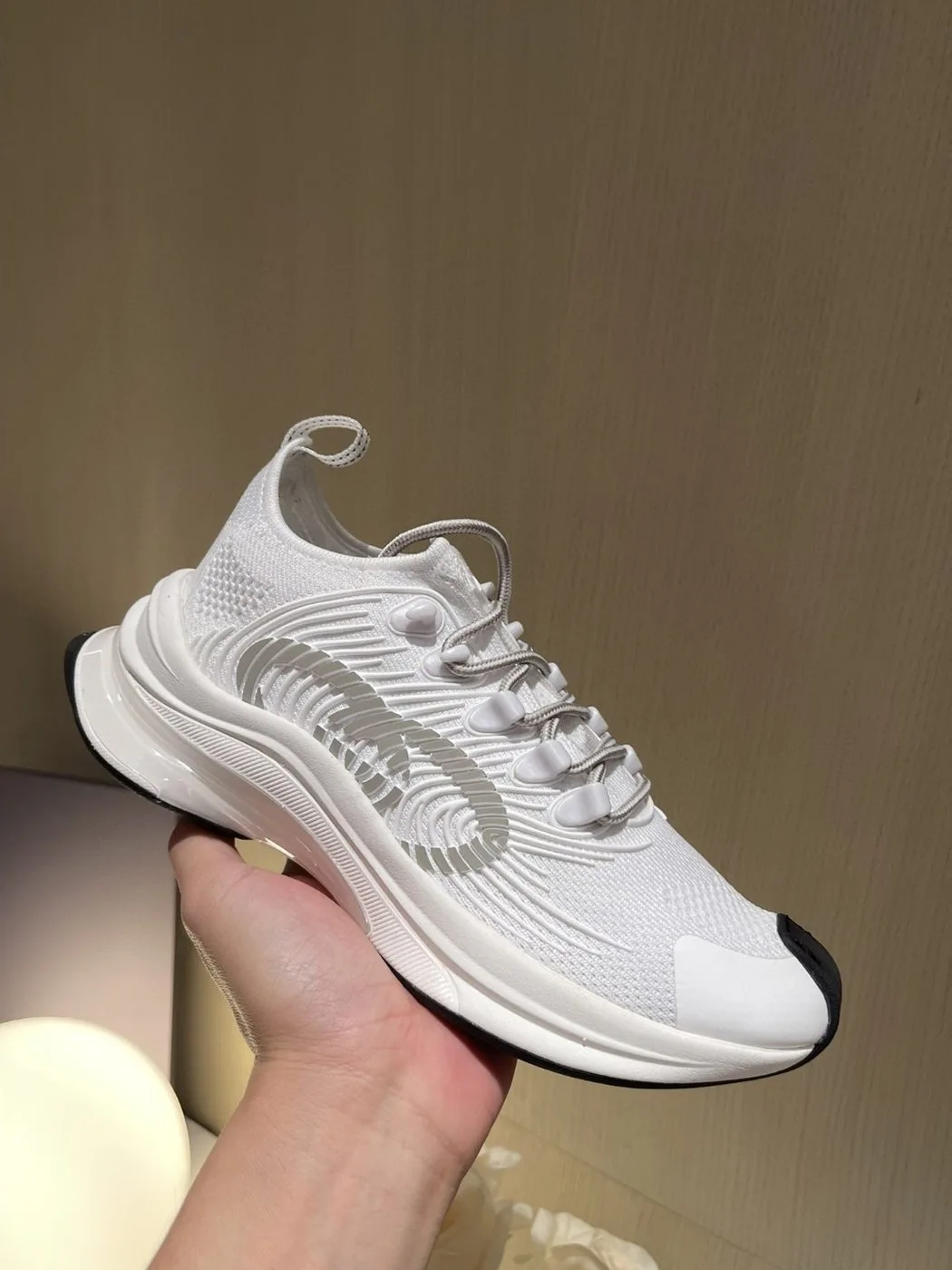Gucci Run Women’s Sneaker White - Image 4