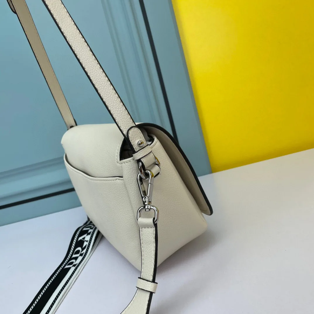 Prada Shoulder Bag White - Image 4