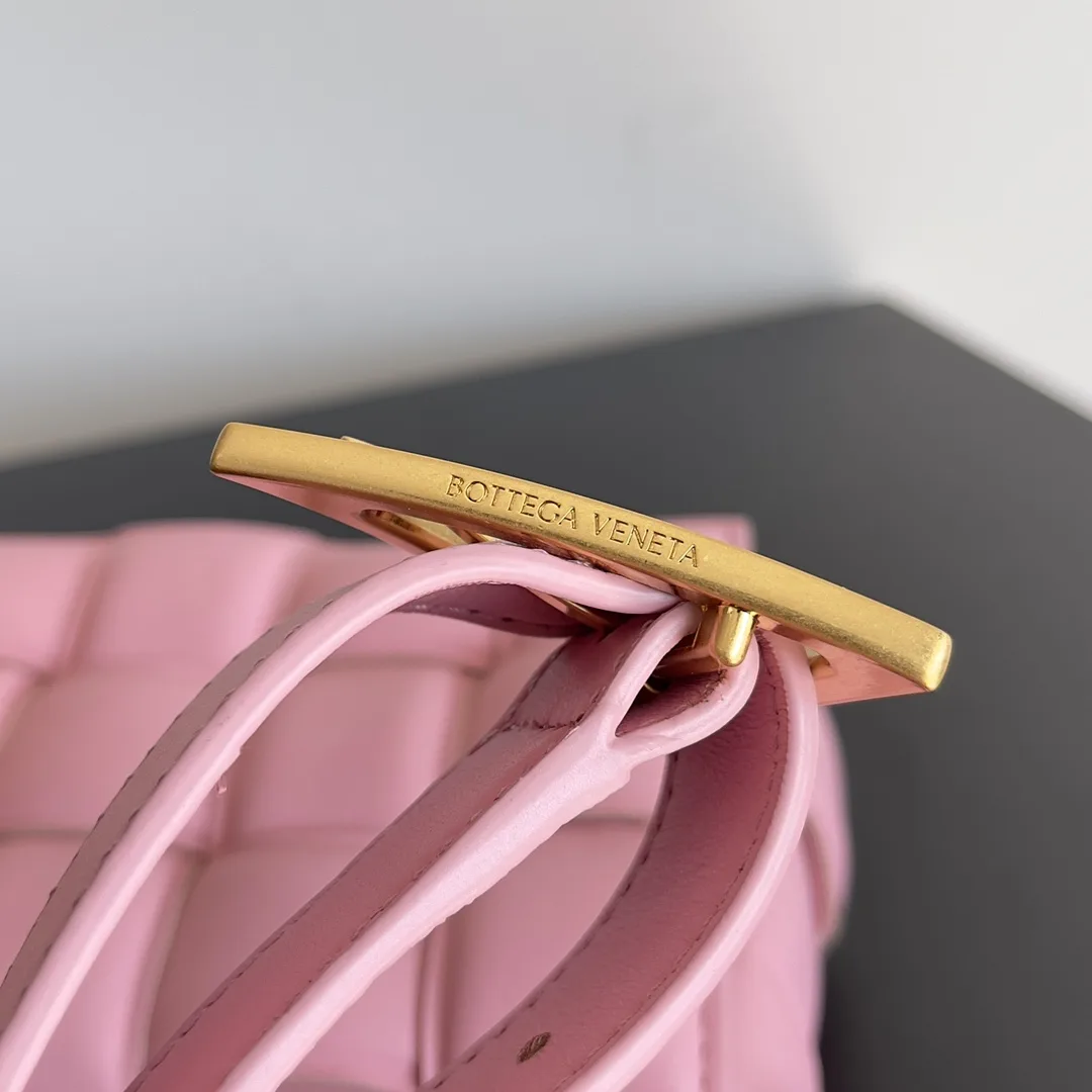 Bottega Veneta Small Padded Cassette Pink - Image 4