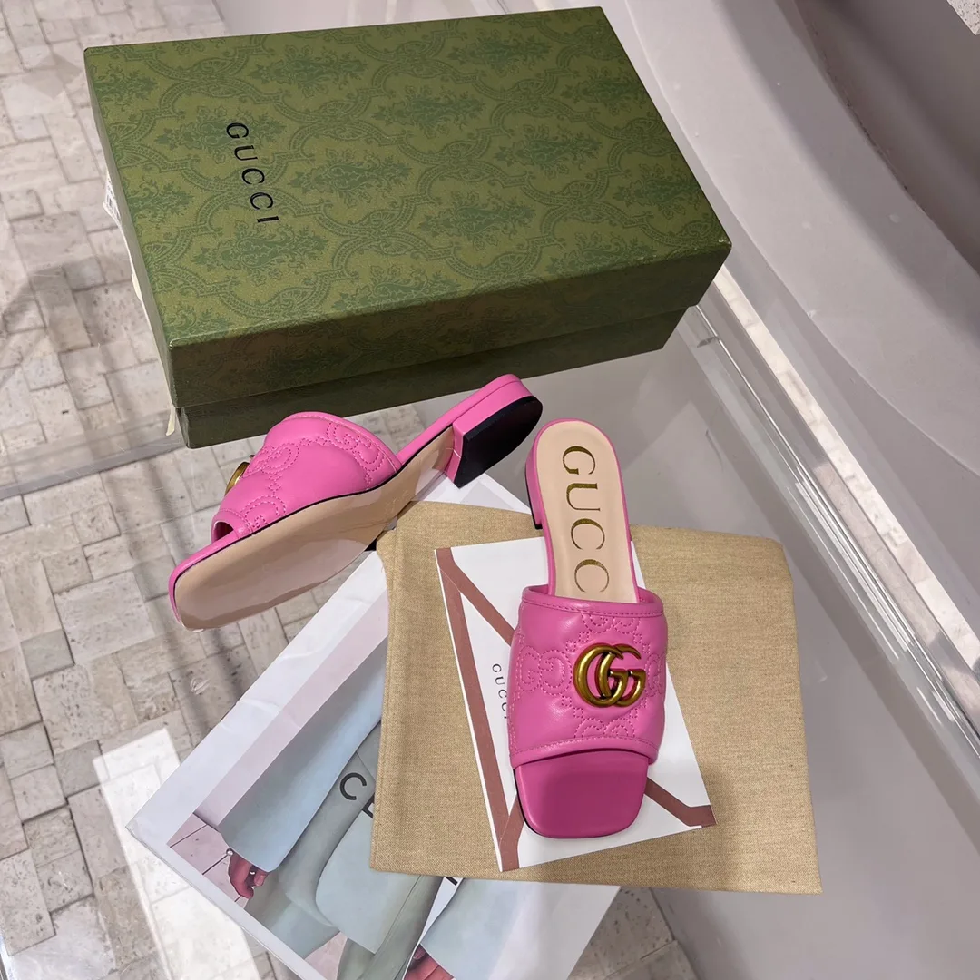 Gucci Women’s Slide Sandal With Double G Pink - Image 5