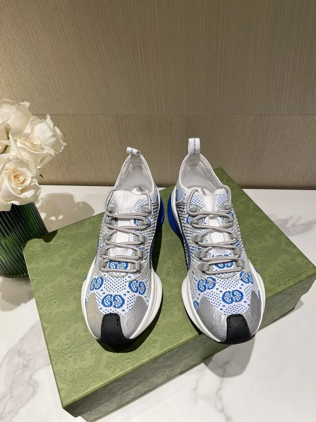 Understanding Gucci Runu2019s Sneaker: Design, Quality, and Care Guide
