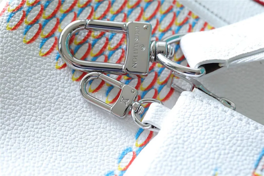 Louis Vuitton Trio Messenger Damier Spray White - Image 4
