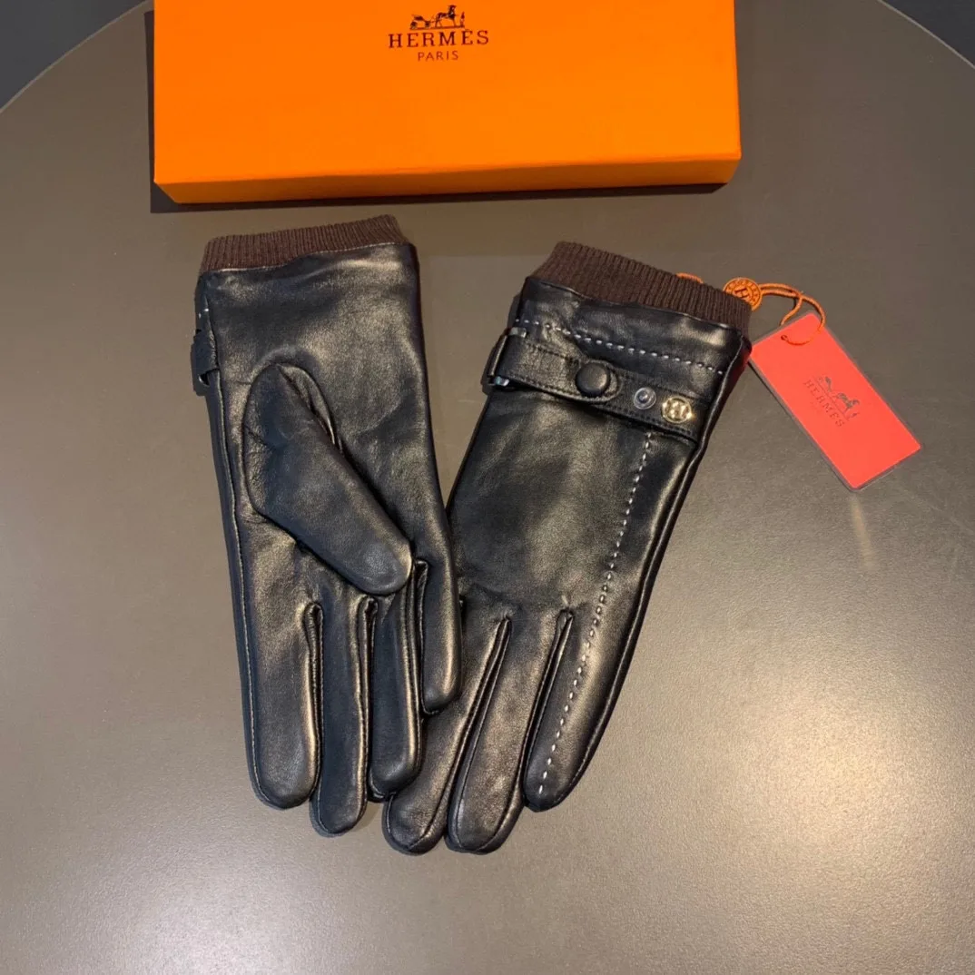 Hermes Soya Gloves In Black - Image 9