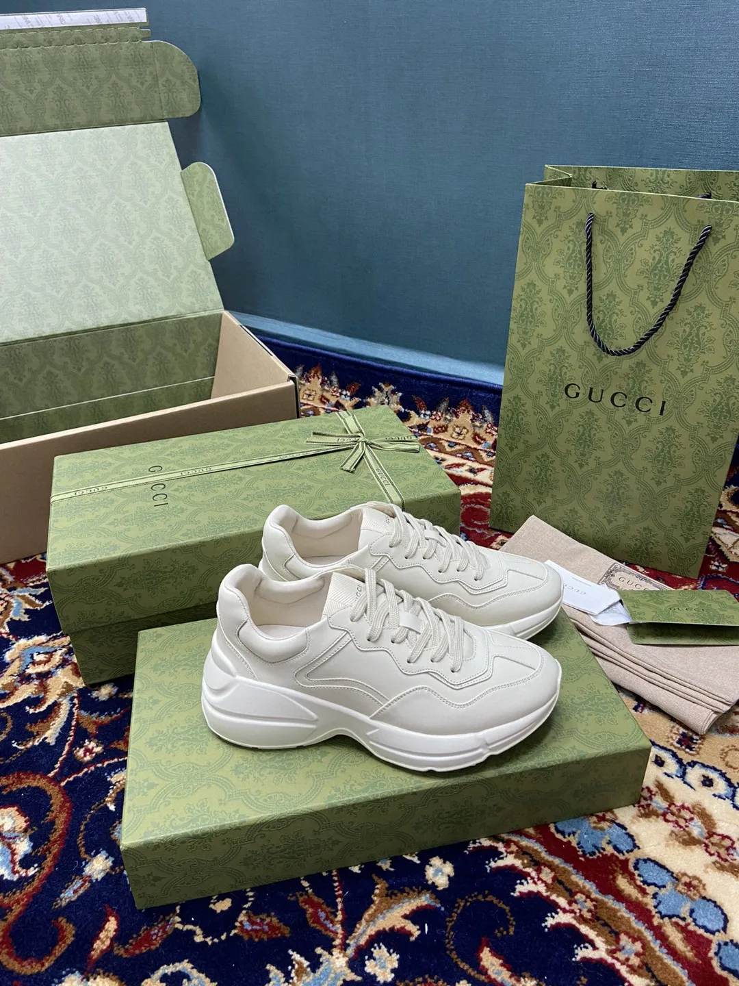 Gucci Rhyton Sneaker Beige 0G2R0 - Image 8