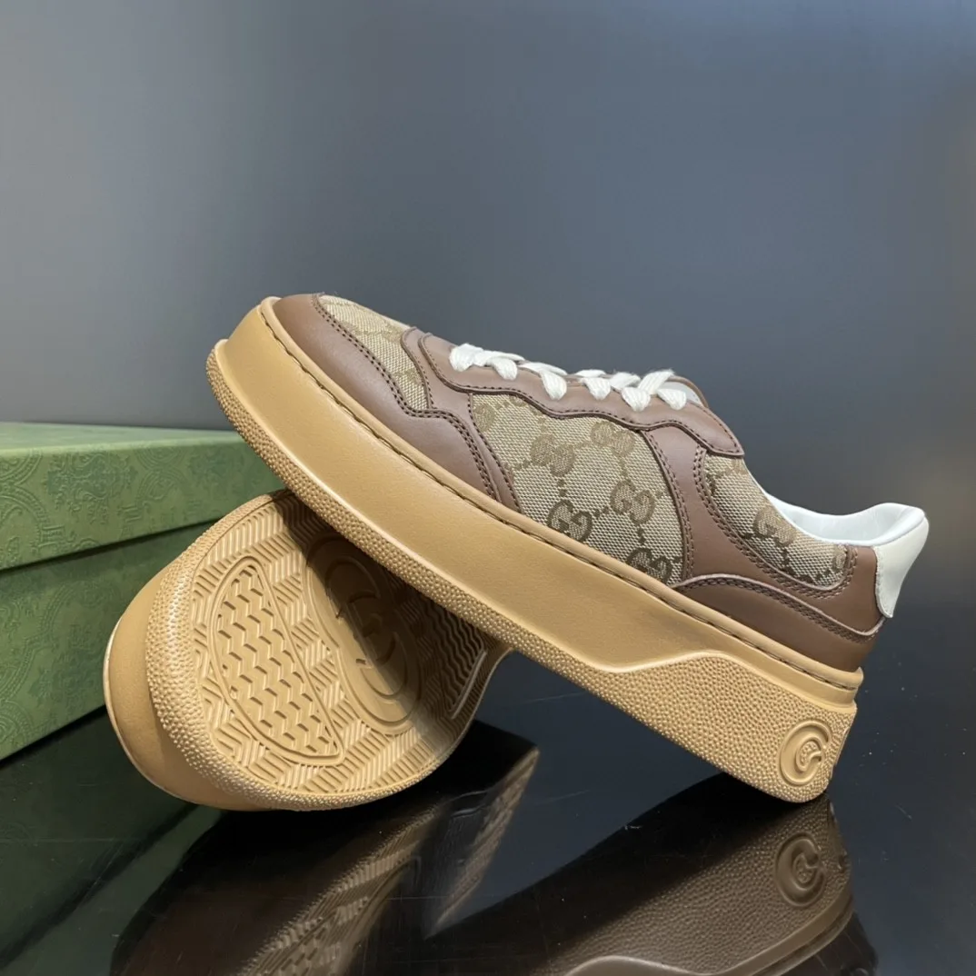 Gucci Men’s GG Sneaker Brown And Beige - Image 3