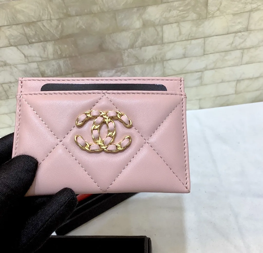 Chanel CO-CO 19 Card Holder Wallet Light Pink Gold Toned Hardware / - Image 4