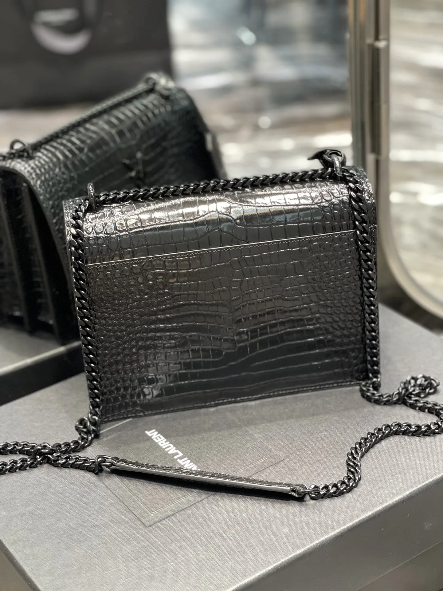 Saint Laurent Sunset Medium Chain Bag Black / YSL - Image 4
