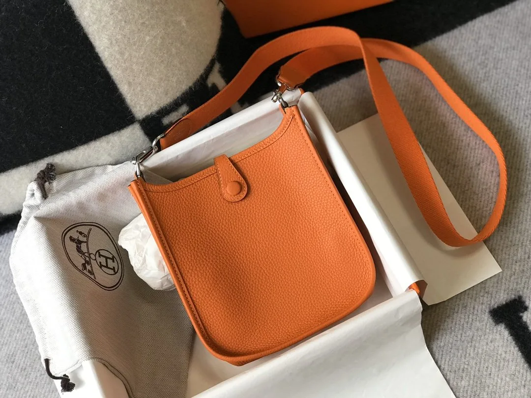 Hermes Evelyne 16 Amazone Bag Orange With Silver-Toned Hardware - Image 2