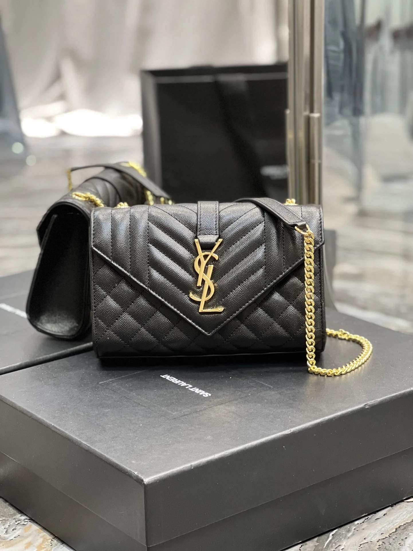 Saint Laurent Small