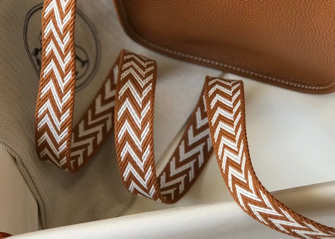 Hermes Evelyne 16 Amazone Shoulder Bag / Brown Palladium Hardware - Image 6