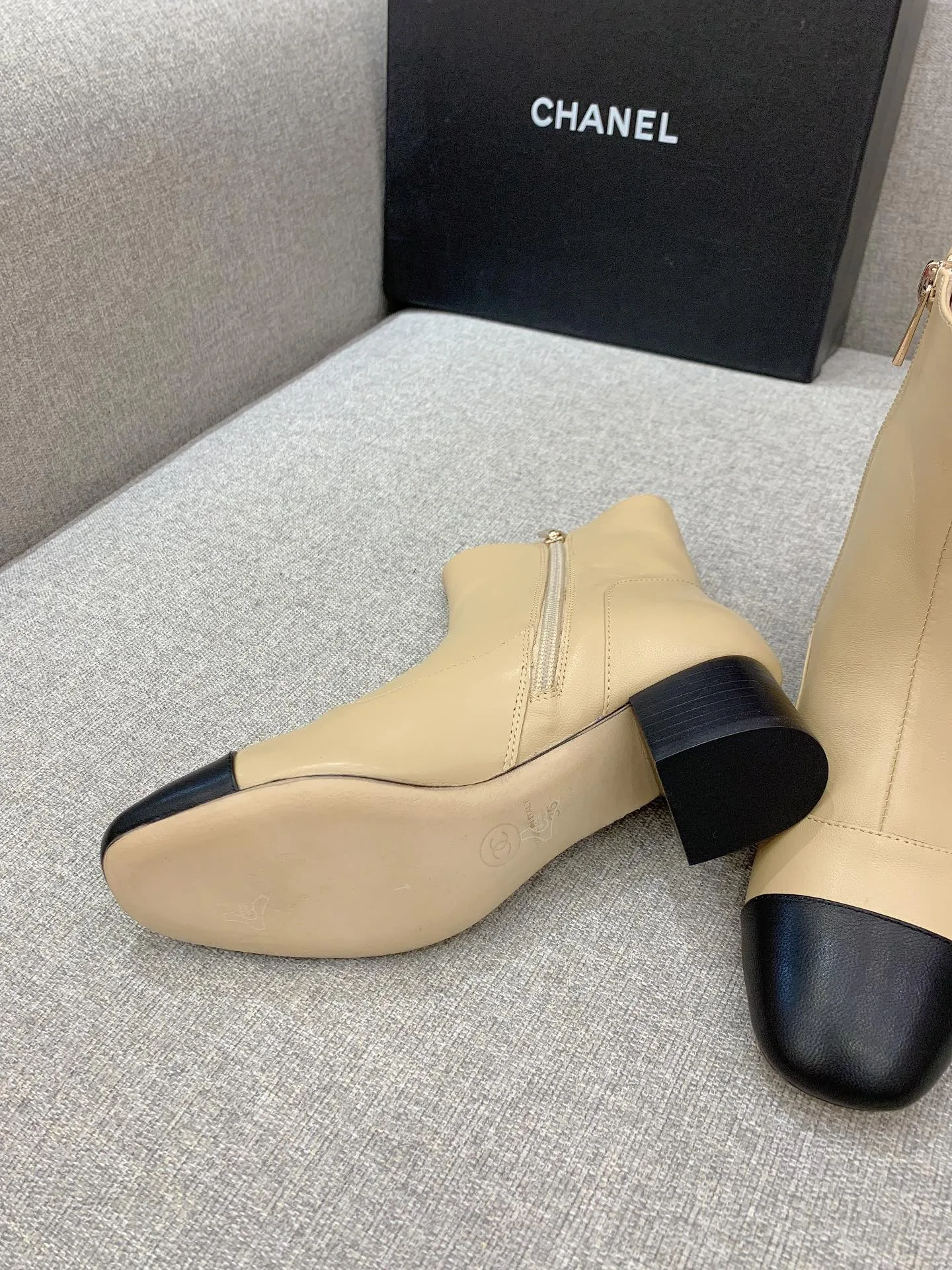 Chanel Ankle Boots White / - Image 6