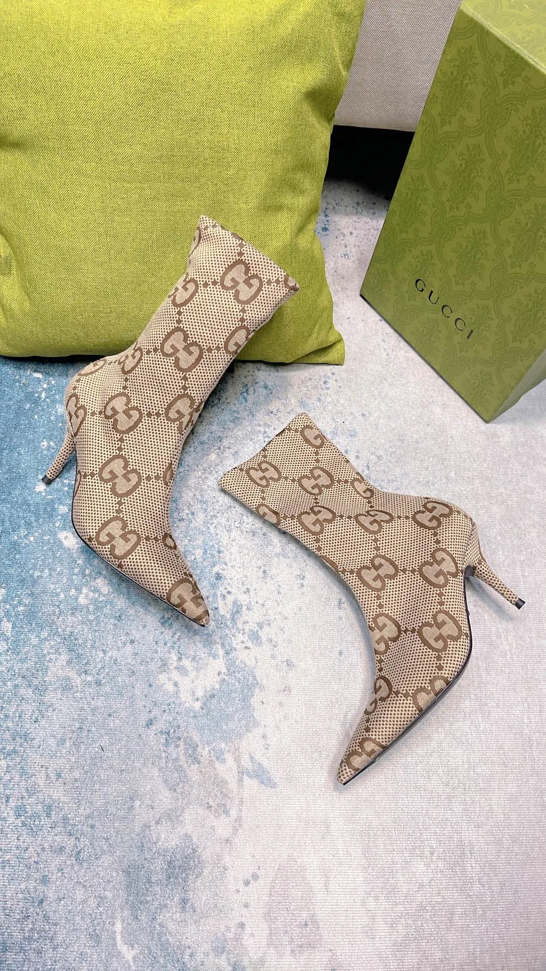 Gucci Women’s Lisa