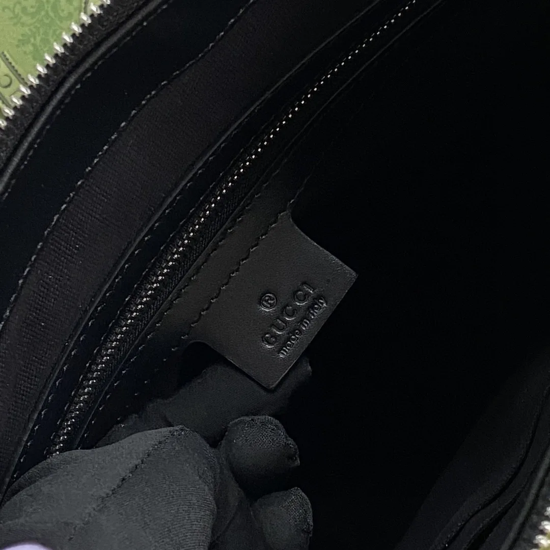 Gucci Black Messenger Black/Grey GG Supreme Canvas Blue And Red Web / - Image 6
