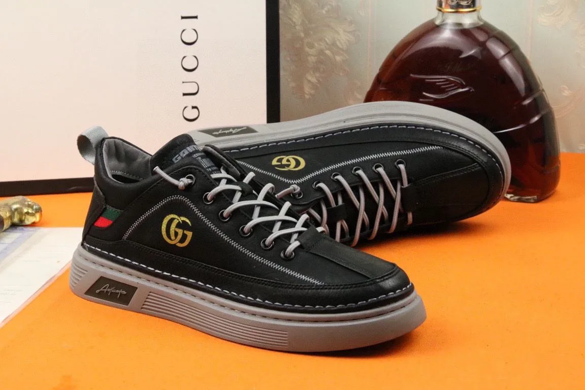 Gucci Men’s Sneakers With Logo GG Gold Web Black - Image 6