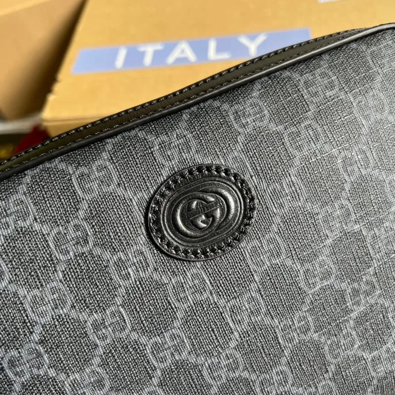 Gucci Shoulder Bag With Interlocking G / Black GG Supreme Canvas - Image 9