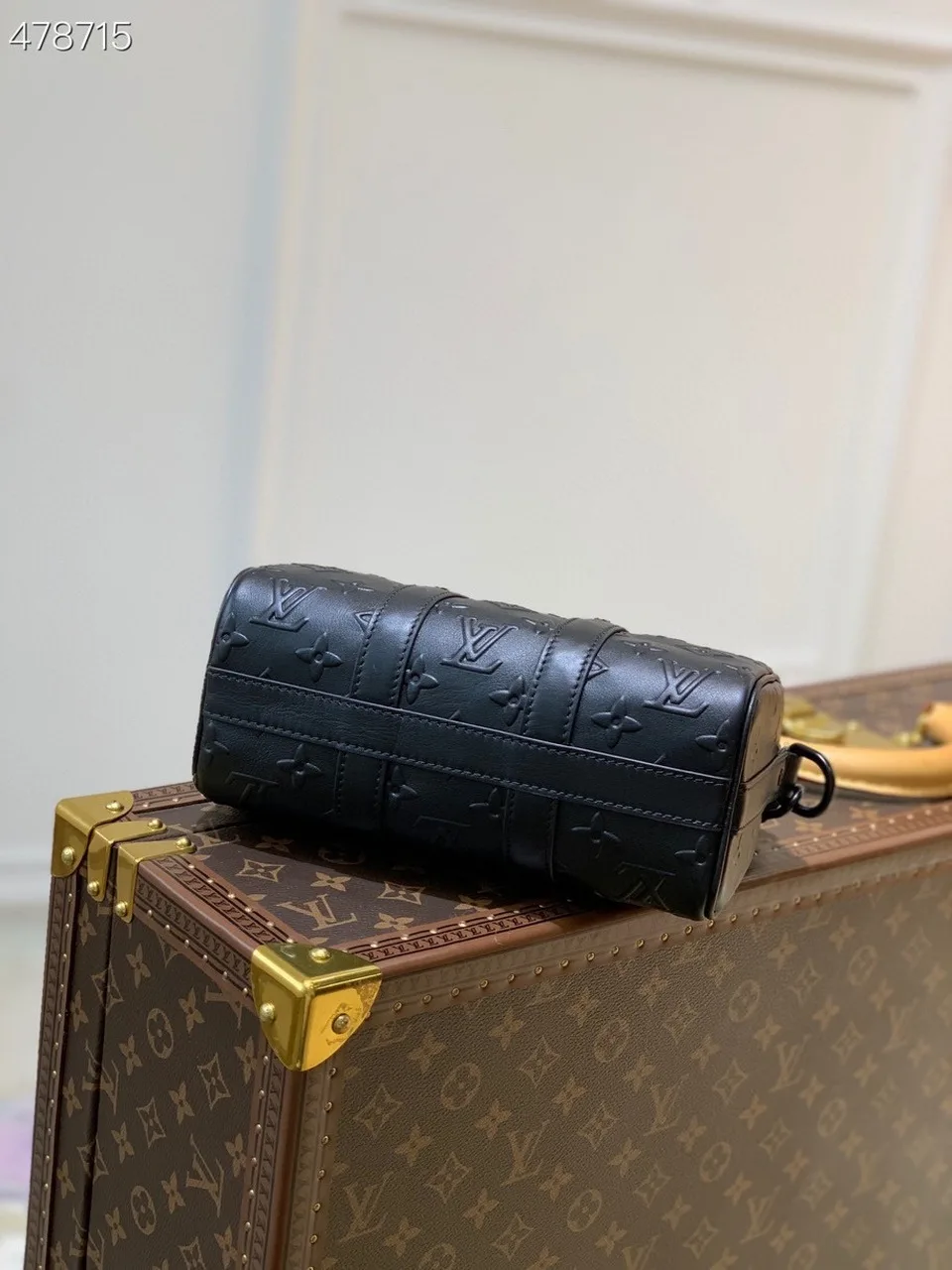 Louis Vuitton Keepall XS Monogram Seal Black Shoulder And Crossbody Bags / LV - Image 2