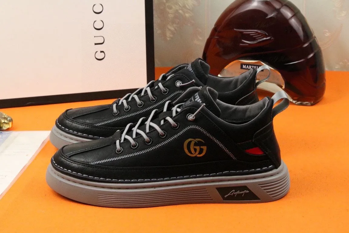Gucci Men’s Sneakers With Logo GG Gold Web Black - Image 8