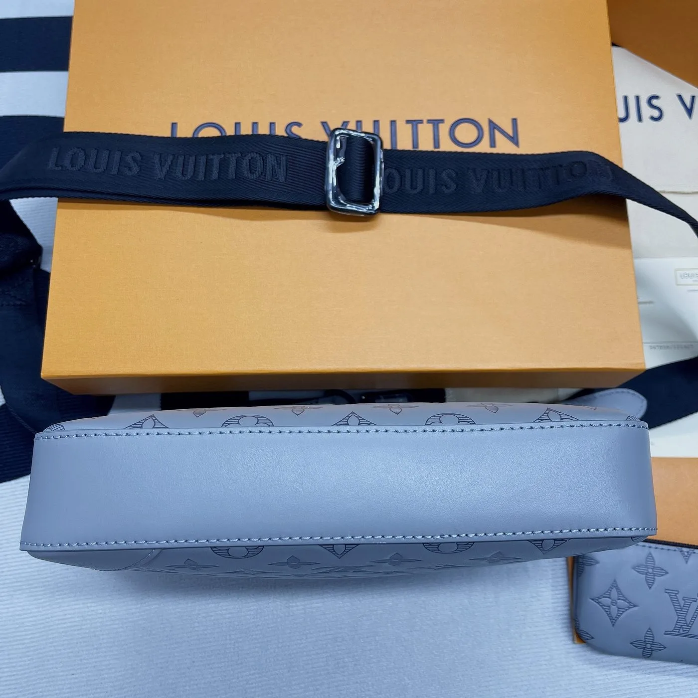 Alternative view of Louis Vuitton Duo Messenger Monogram Shadow Anthracite Gray