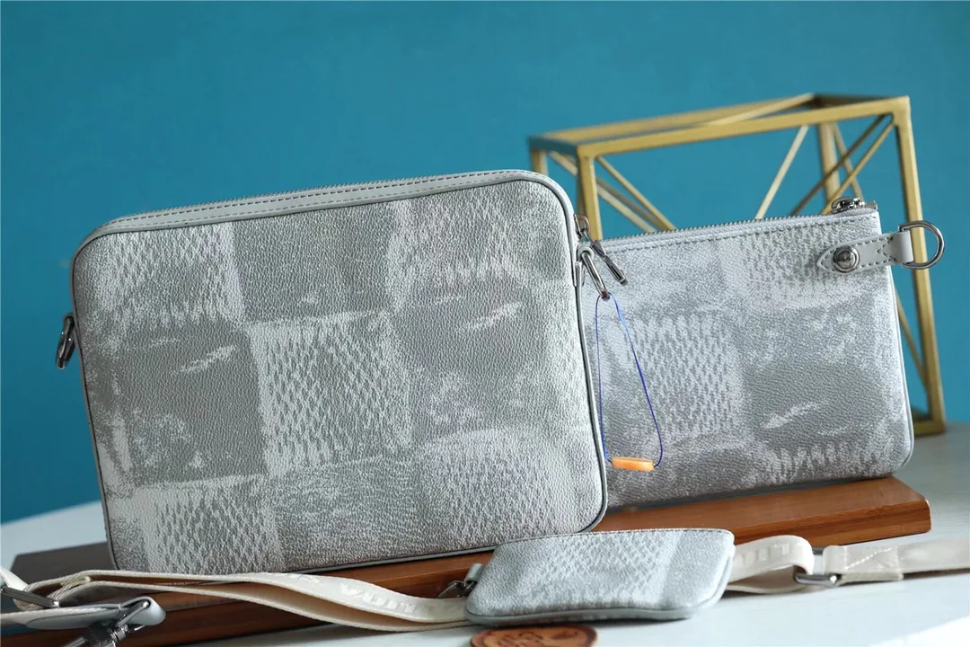 Louis Vuitton Trio Messenger Damier Salt Gray - Image 3