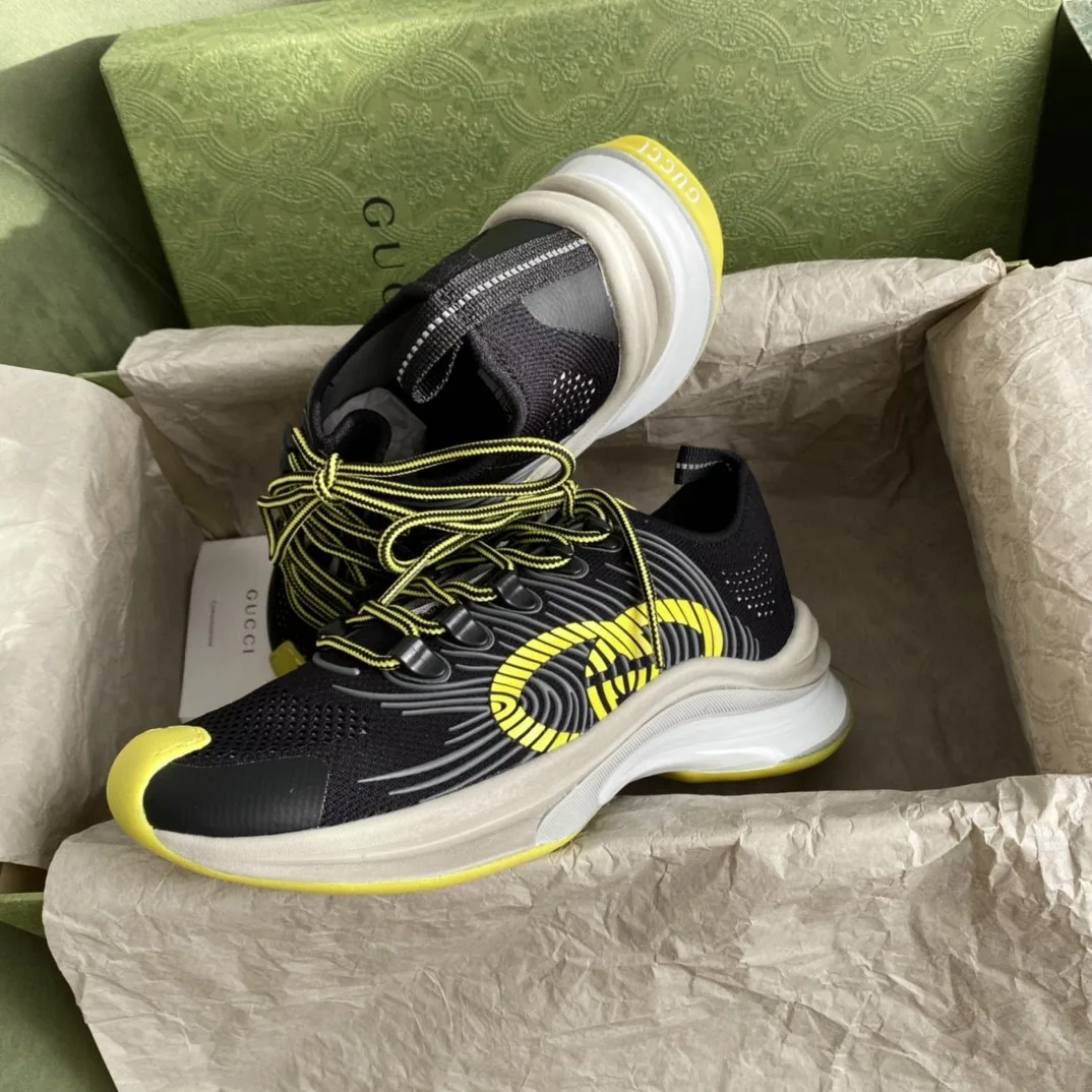 Gucci Run Men’s Sneaker Black - Image 4