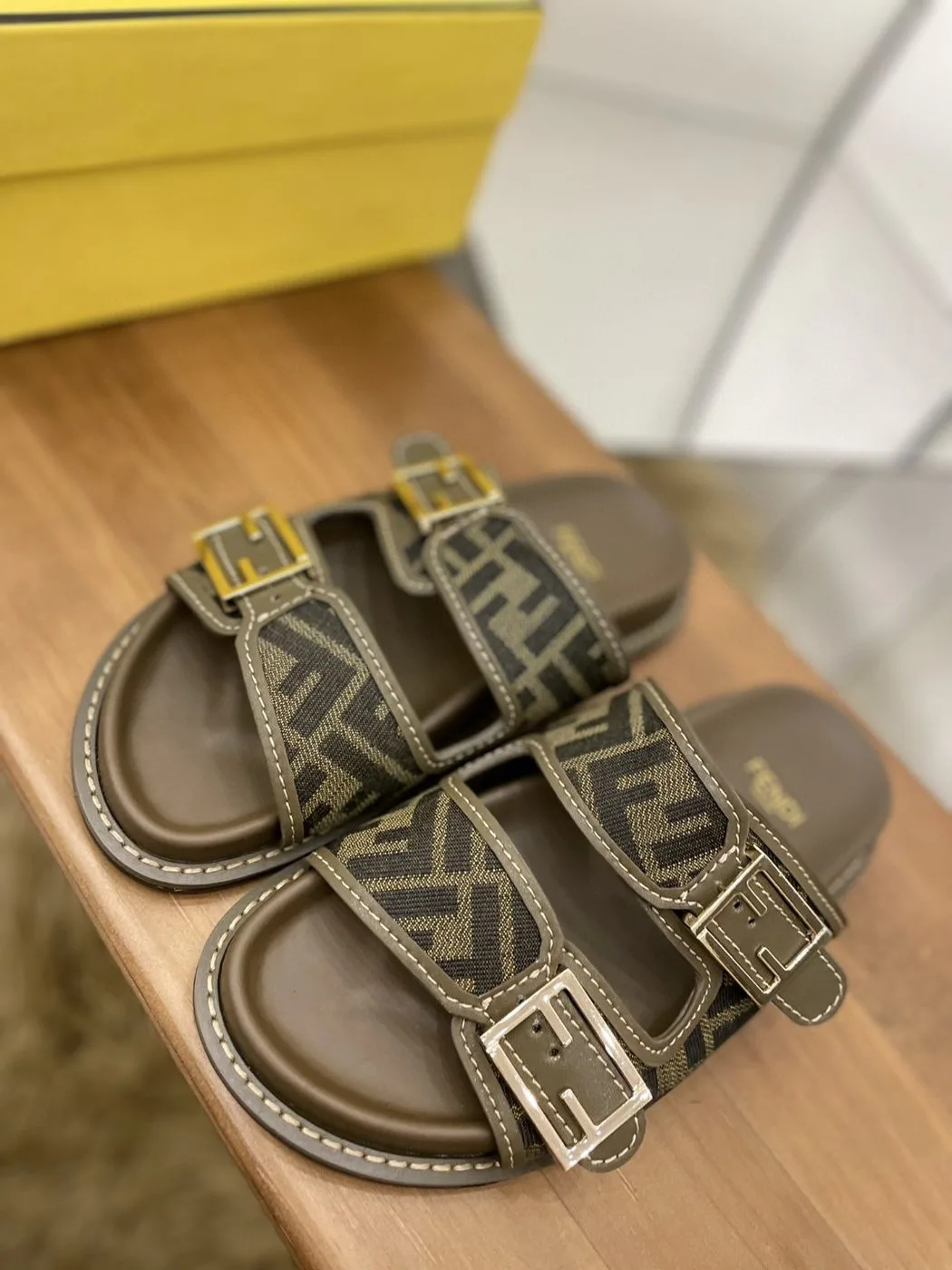 Alternative view of Fendi Feel Slides Brown