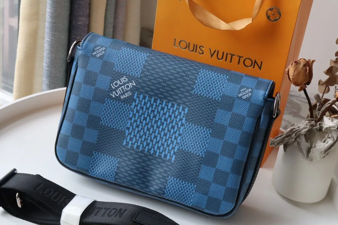 Louis Vuitton Studio Messenger Damier Graphite Blue - Image 5
