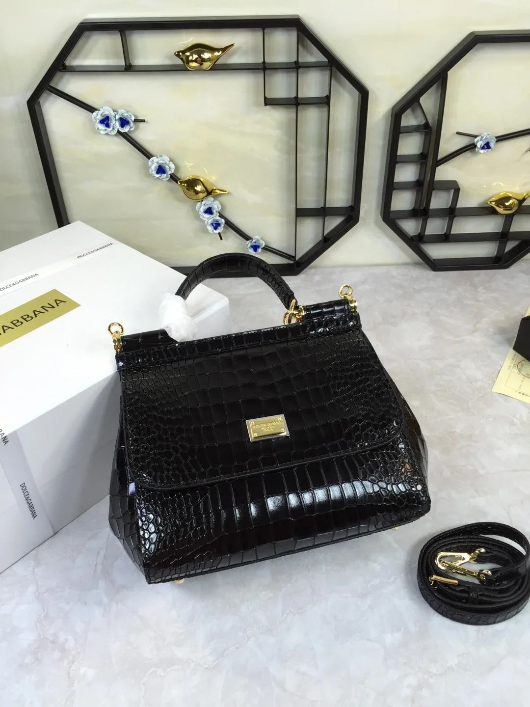 Dolce & Gabbana Medium Sicily Bag In Foiled Crocodile-Print Black / DG - Image 4