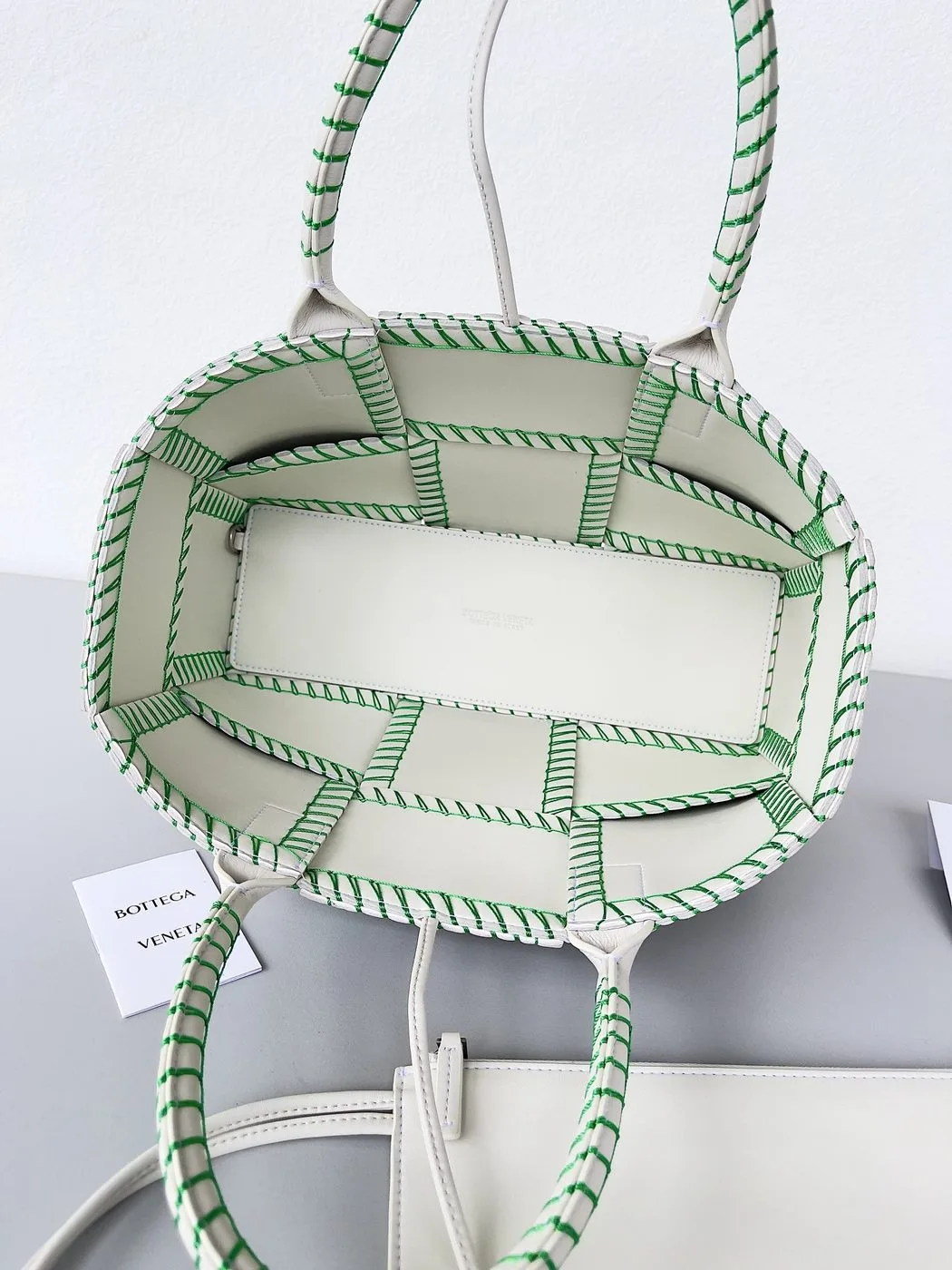 Bottega Veneta Small Arco Tote Bag White - Image 3