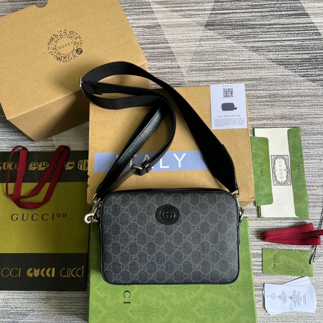 Gucci Shoulder Bag