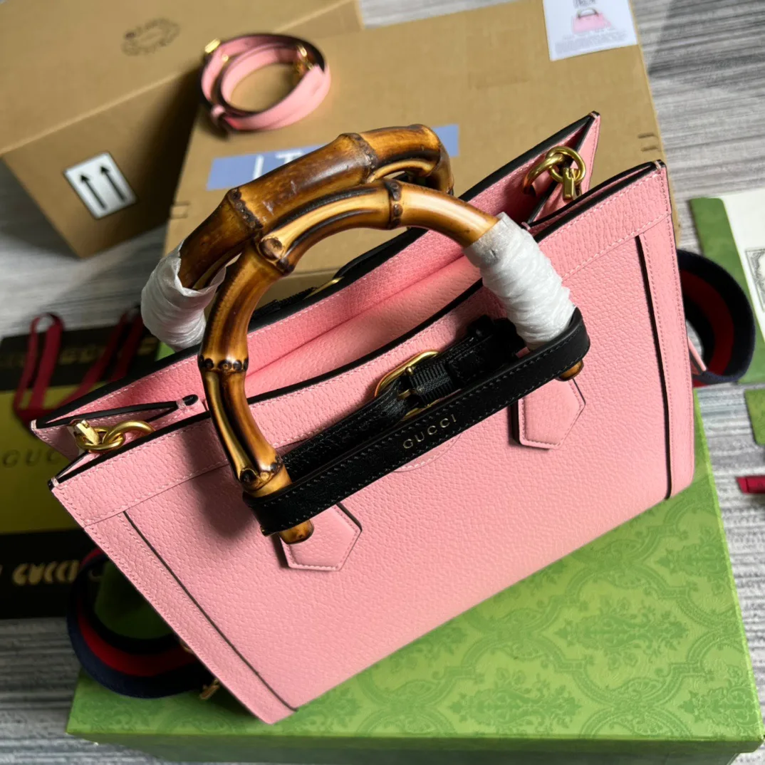 Alternative view of Gucci Diana Medium Tote Bag Pink
