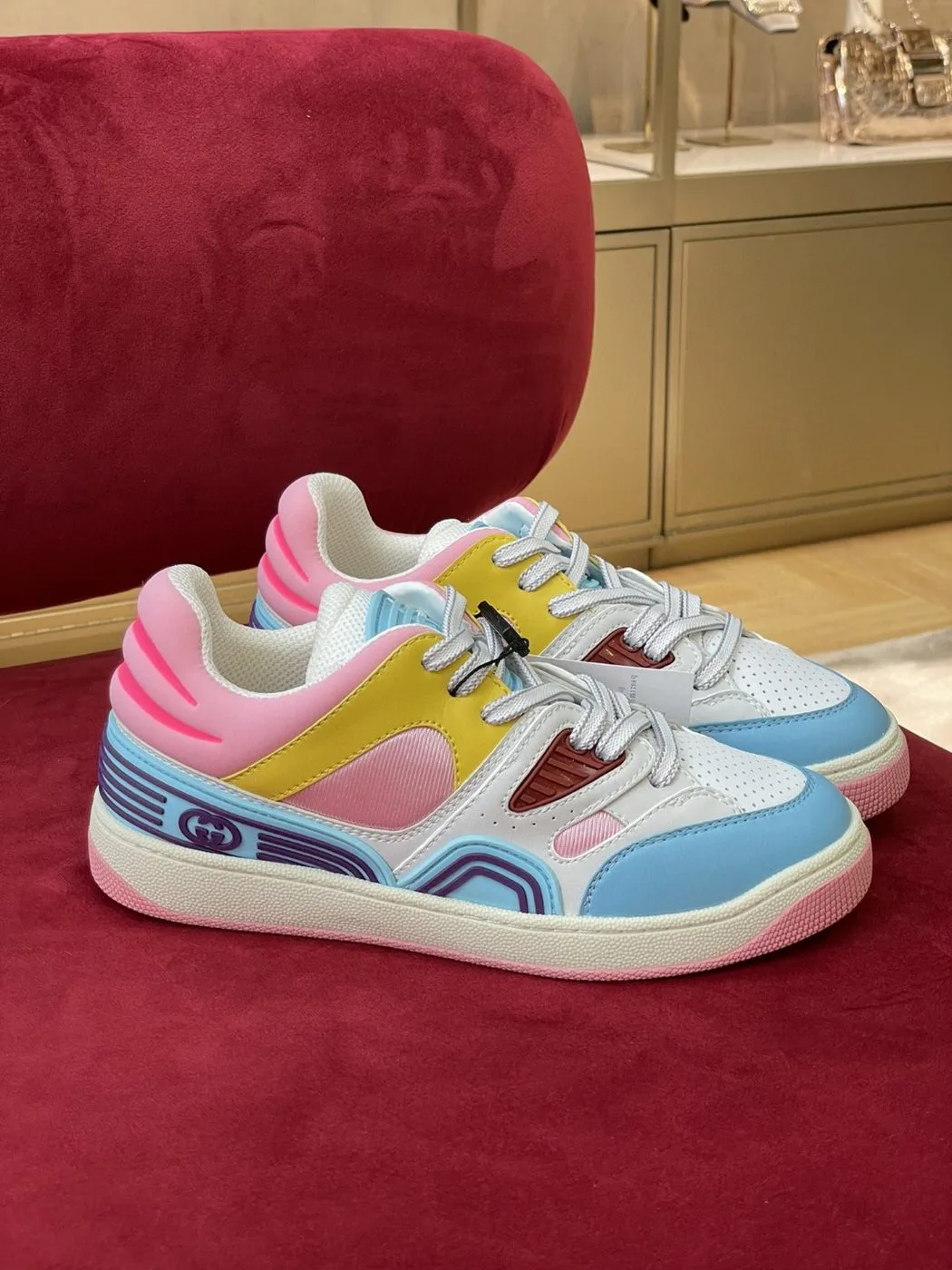 Gucci Women’s Sneaker Gucci Basket Donna Light Blue Demetra