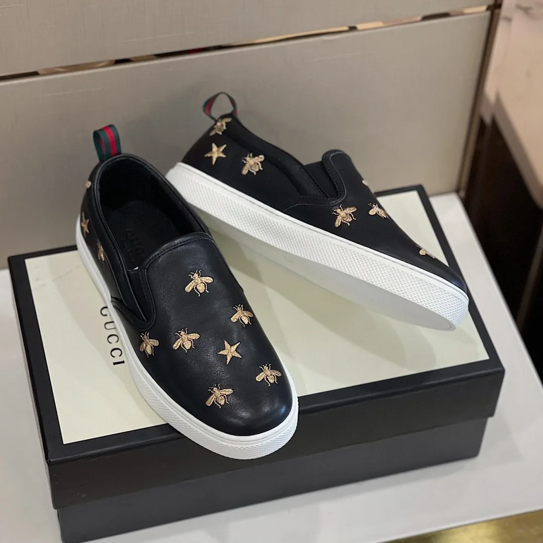 Alternative view of Gucci Men’s Slip-On Sneaker With Bees Black
