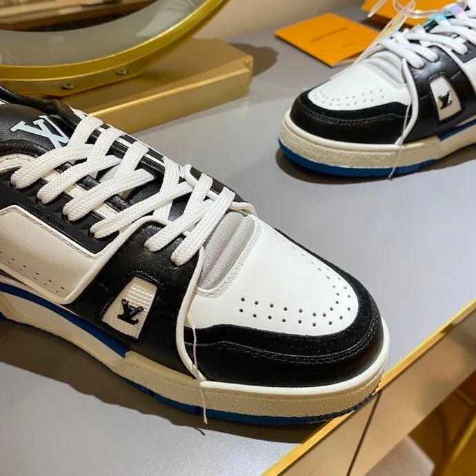 Alternative view of Louis Vuitton Trainer Sneaker Black/White Virgil Abloh