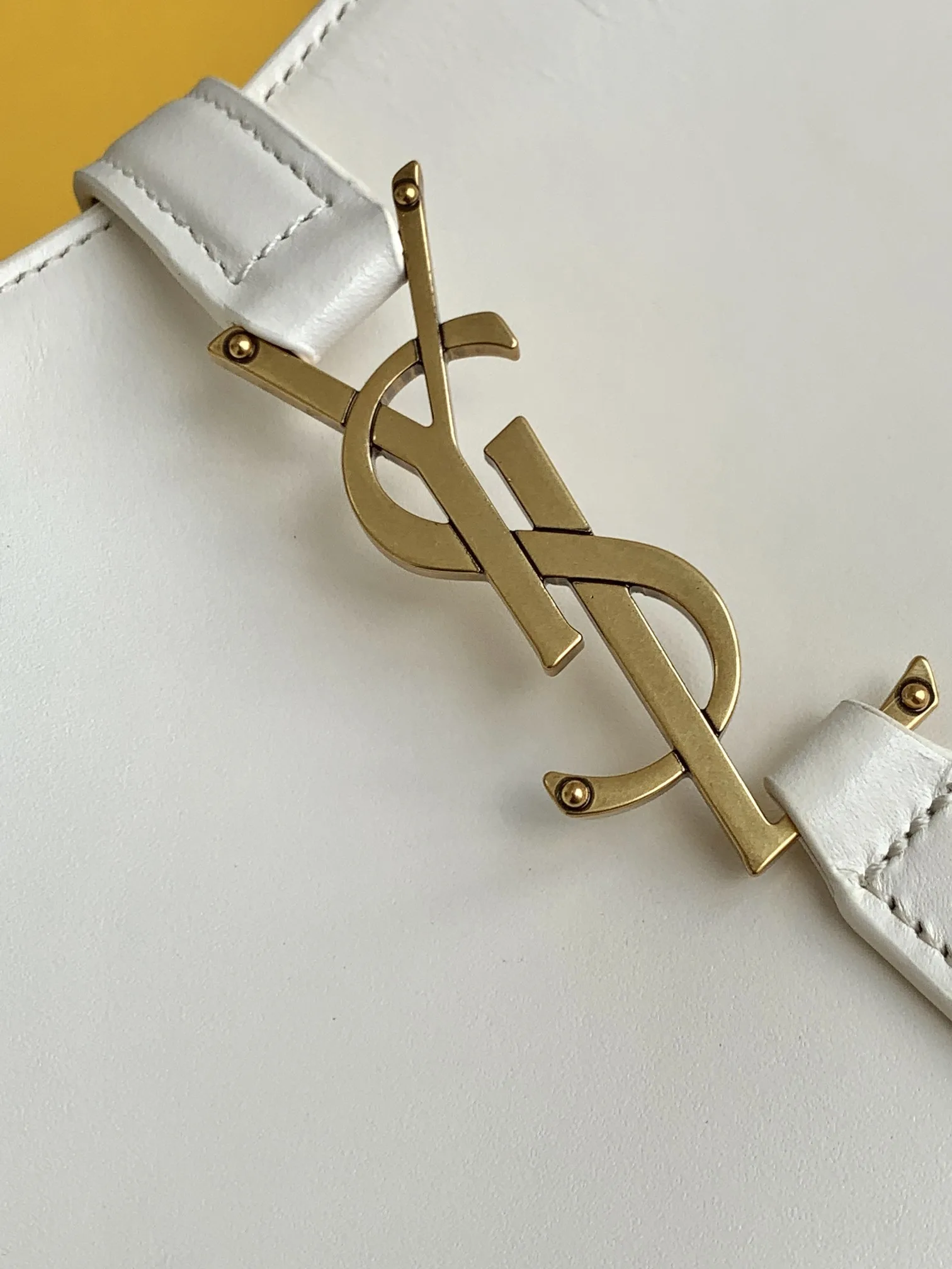 Saint Laurent Le 5 À 7 Hobo Bag In Smooth Pink / YSL - Image 5