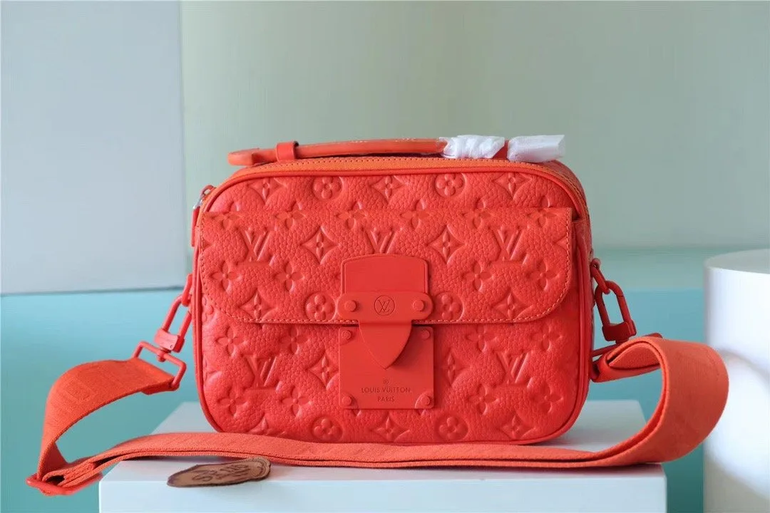 Louis Vuitton S