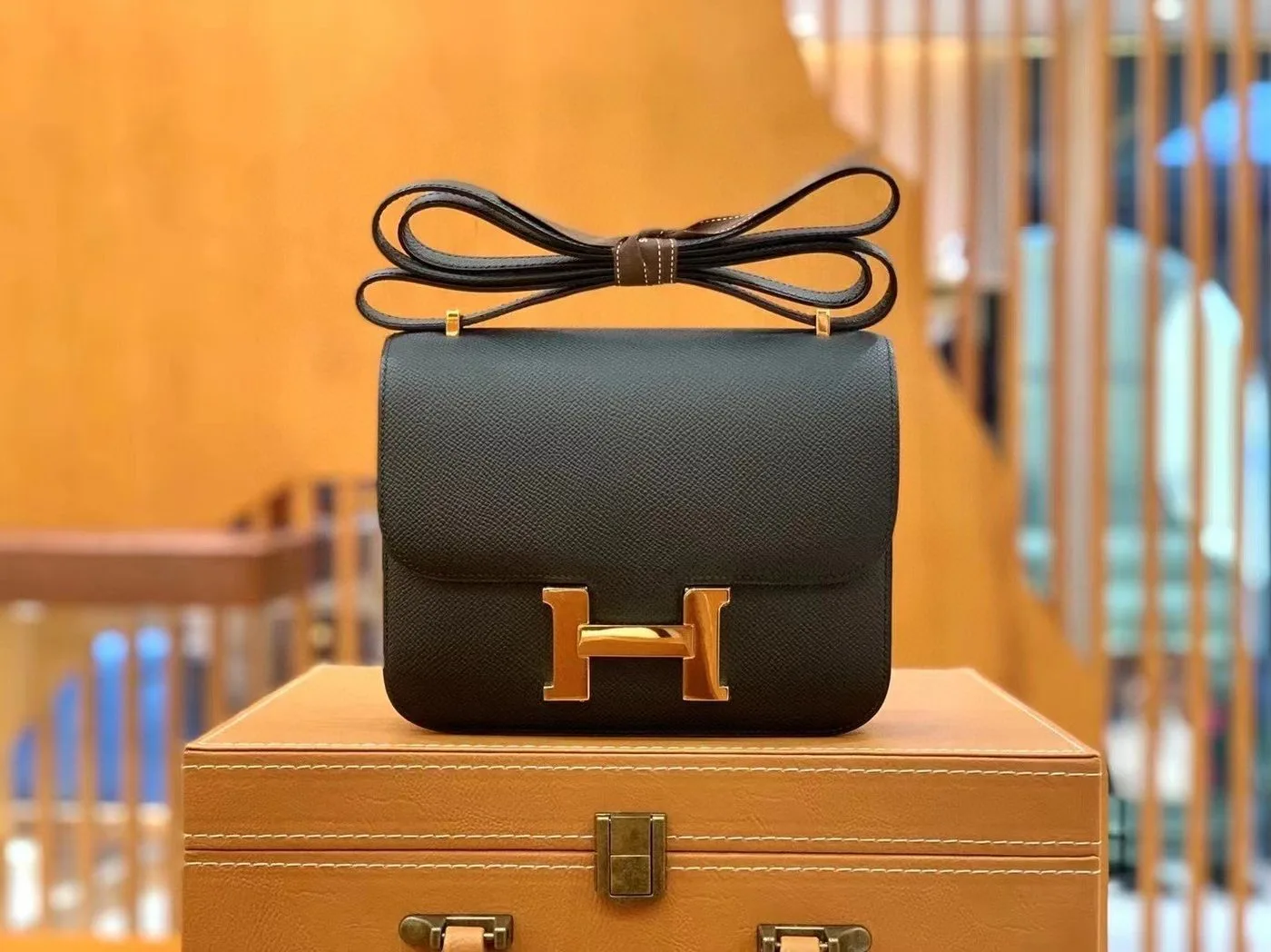 Hermes Constance 23