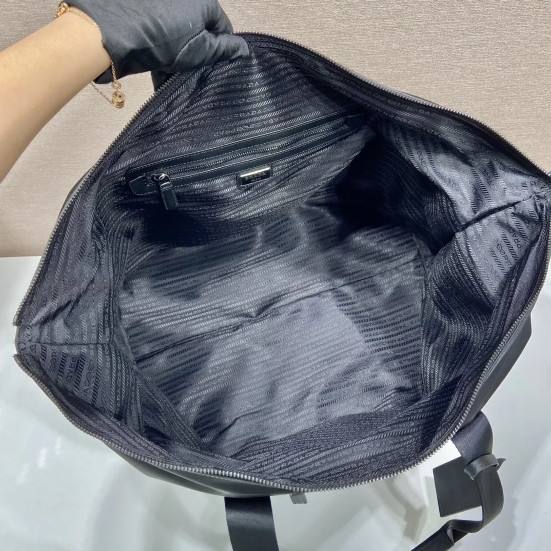 Alternative view of Prada Re-Nylon And Saffiano Duffle Bag Black / 2VC796_2DMH_F0002_V_OOO