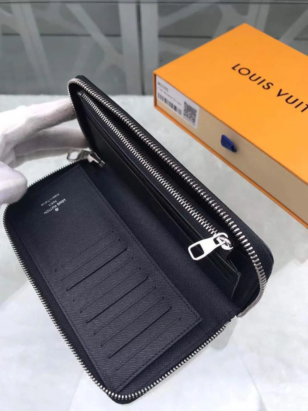 Alternative view of Louis Vuitton Zippy Wallet Vertical Monogram Eclipse Canvas