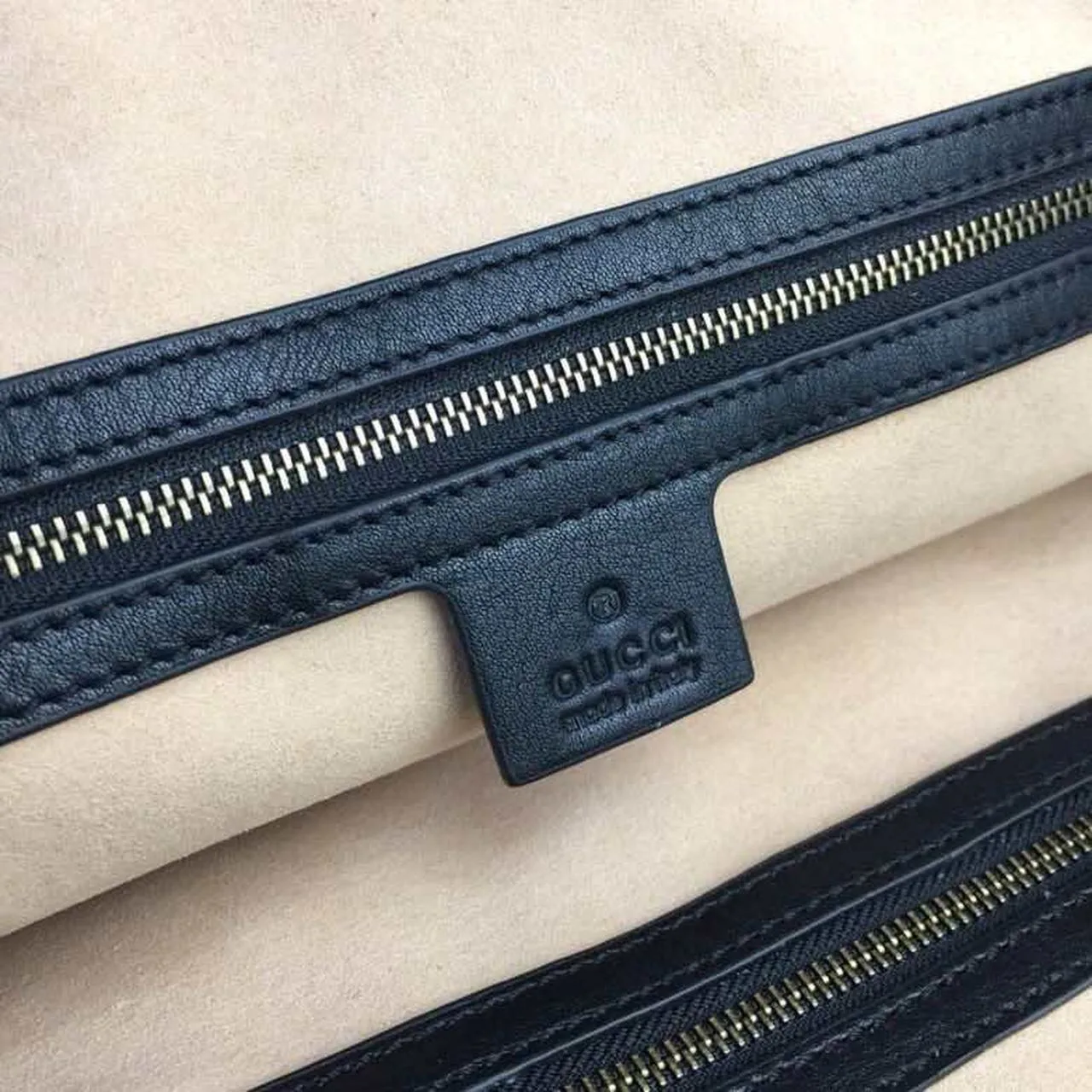 Gucci Re Large Top Handle Bag Black / - Image 8