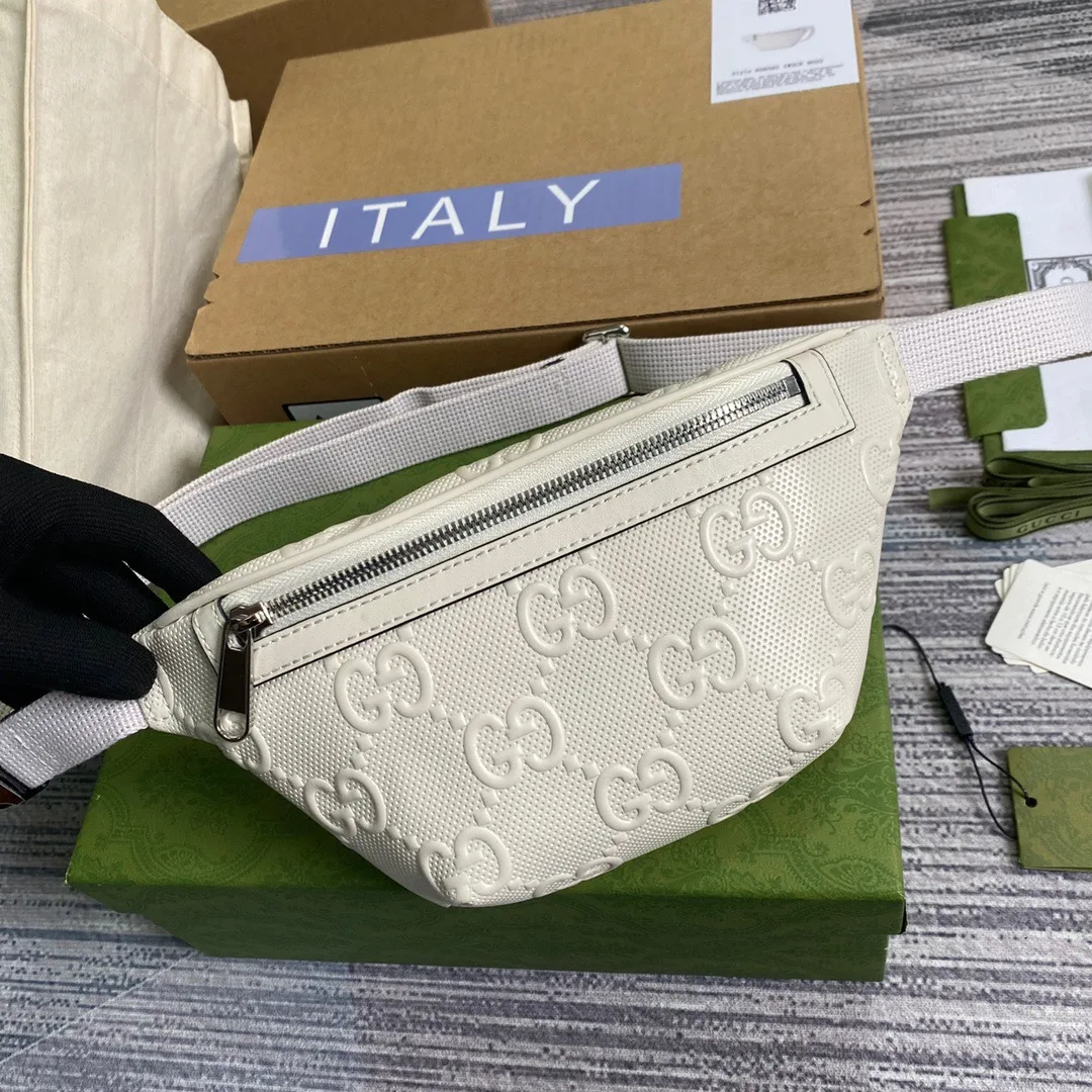 Gucci GG Embossed